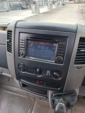 Mercedes-Benz 313 313, снимка 10