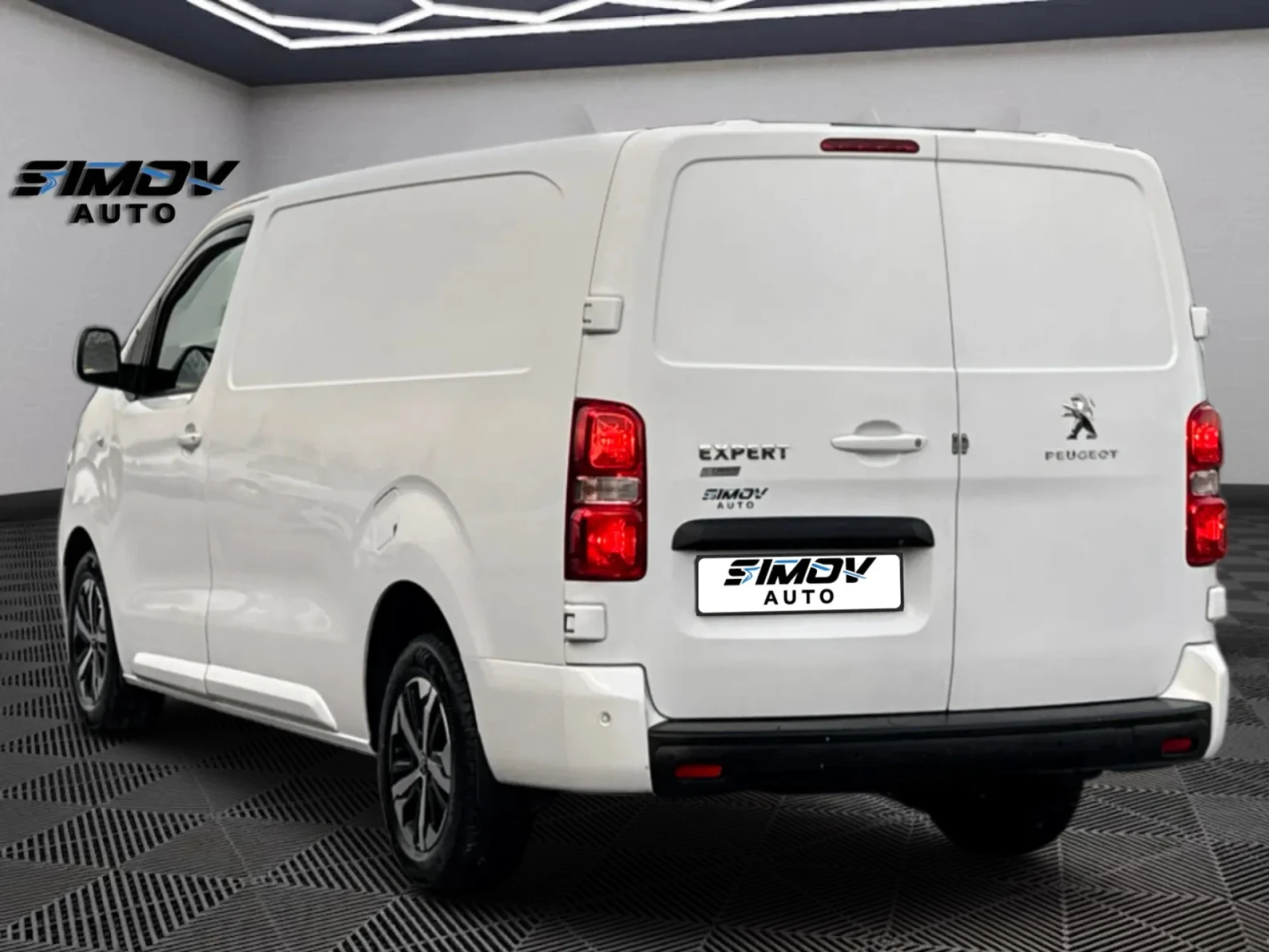 Citroen Jumpy L3 2.0HDi 177КС. АВТОМАТИК НАВИГАЦИЯ КОЖА КАМЕРИ - изображение 4