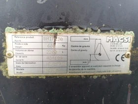 Телескопичен товарач John Deere 3415, снимка 8