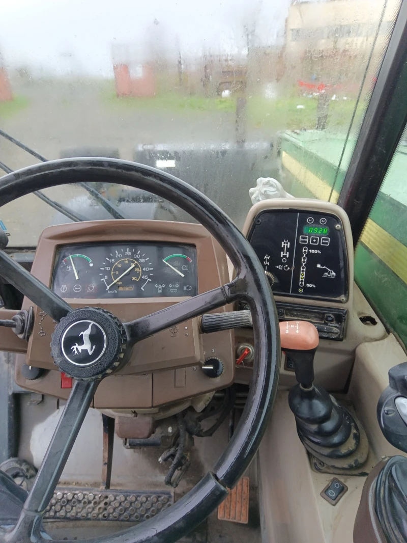 Телескопичен товарач John Deere 3415, снимка 14 - Селскостопанска техника - 53499653