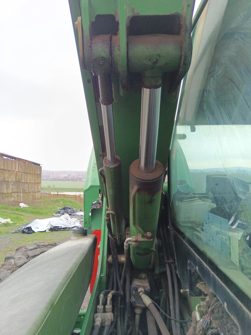 Телескопичен товарач John Deere 3415, снимка 10 - Селскостопанска техника - 53499653