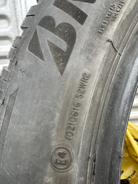 Гуми Зимни 275/45R20, снимка 5