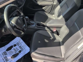 VW Jetta * Highline * 2 КЛЮЧА * ШИБИДАХ * ПОДГРЕВ * CARPLAY, снимка 9