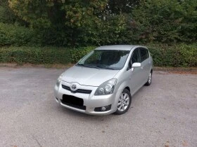 Toyota Corolla verso 2.2Dcat НА ЧАСТИ - [1] 