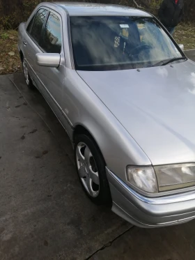 Mercedes-Benz C 250 250 TD, снимка 2