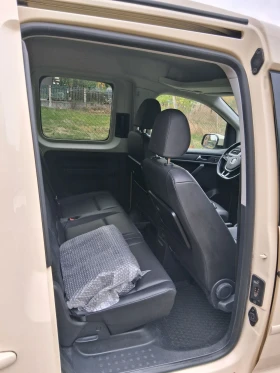 Обява за продажба на VW Caddy Инвалидна Рампа 2018г 2.0тди Автоматик  ~24 800 лв. - изображение 10 | Auto.bg Обява за продажба на VW Caddy Инвалидна Рампа 2018г 2.0тди Автоматик  ~24 800 лв. - изображение 10