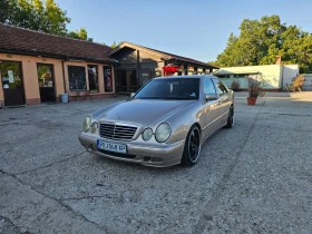     Mercedes-Benz E 320