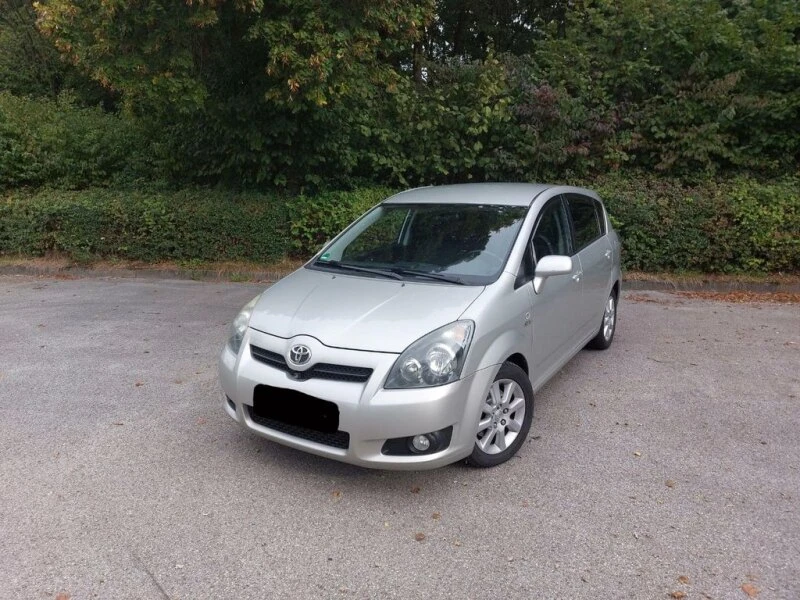 Toyota Corolla verso 2.2Dcat НА ЧАСТИ, снимка 1 - Автомобили и джипове - 47295016