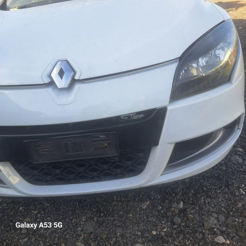 Renault Megane 1.5 dci, снимка 4 - Автомобили и джипове - 46717226