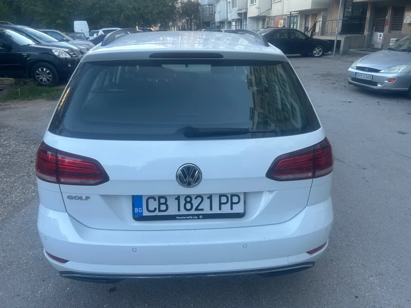 VW Golf, снимка 4 - Автомобили и джипове - 47693606