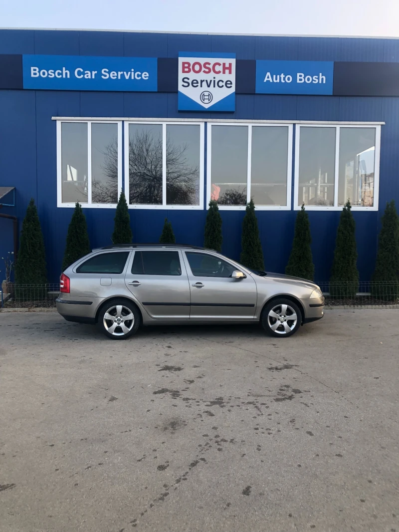 Skoda Octavia, снимка 4 - Автомобили и джипове - 47961775