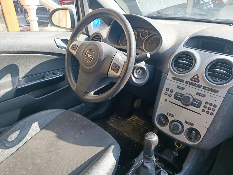 Opel Corsa 1.2i GPL EURO 5B , снимка 5 - Автомобили и джипове - 47926266