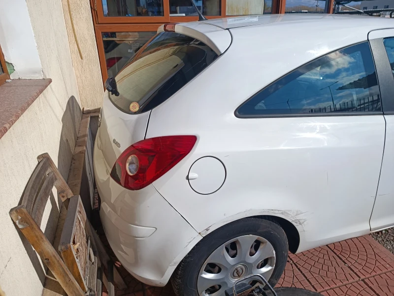 Opel Corsa 1.2i GPL EURO 5B , снимка 3 - Автомобили и джипове - 47926266