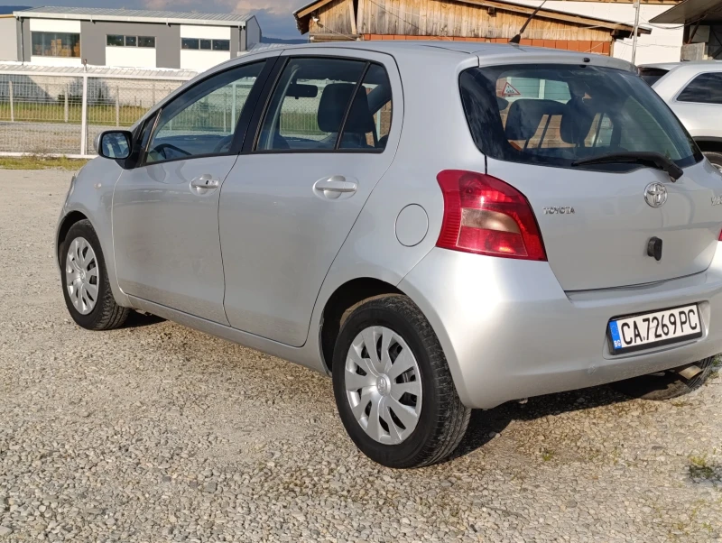 Toyota Yaris 1.3 VVTI Automatic  Газ, снимка 2 - Автомобили и джипове - 49415546