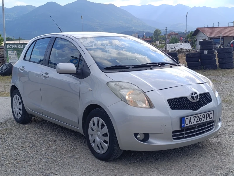 Toyota Yaris 1.3 VVTI Automatic  Газ, снимка 4 - Автомобили и джипове - 49415546
