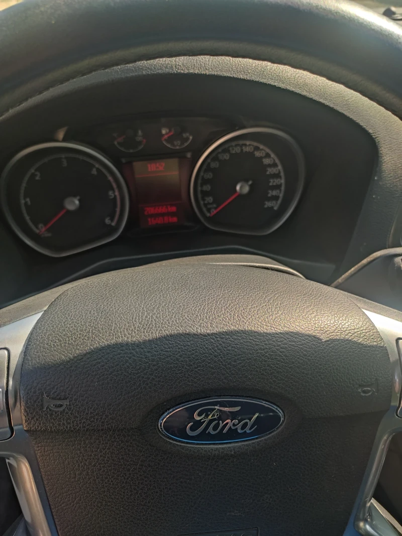 Ford Mondeo 2007г. 1.8, 125 КС, комби, снимка 6 - Автомобили и джипове - 49420064