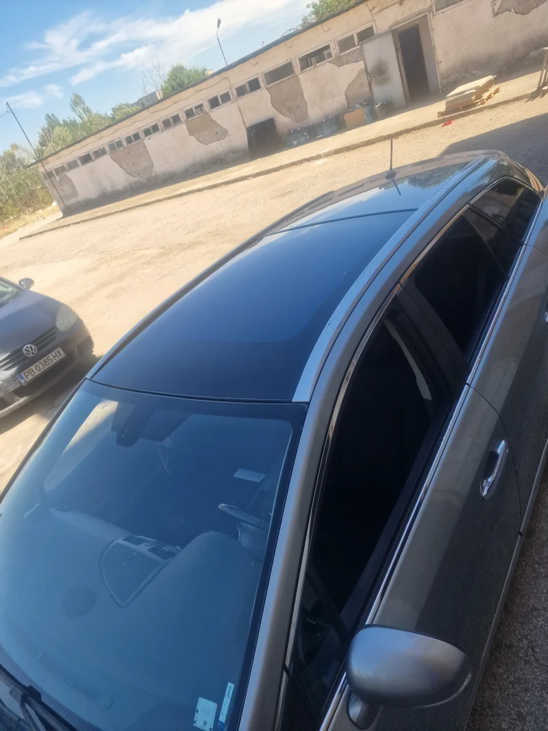 Toyota Avensis 1.8 с газ , снимка 9 - Автомобили и джипове - 49652355