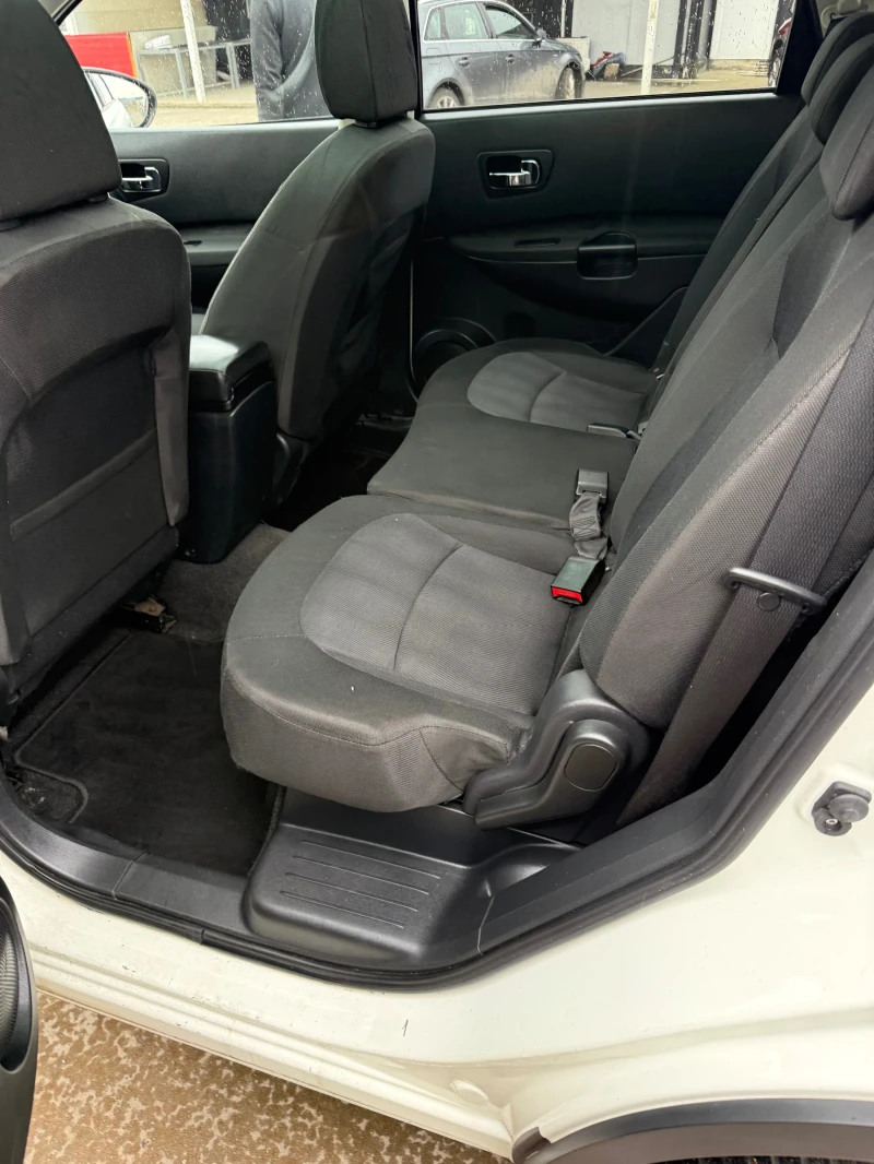 Nissan Qashqai 1.5DCI-5 бр., снимка 8 - Автомобили и джипове - 51998684