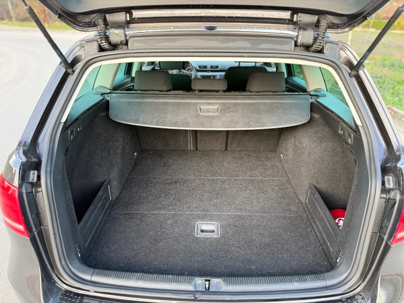 VW Passat 2.0 TDI DSG HighLine Start-Stop Климатроник 220000, снимка 16 - Автомобили и джипове - 52357225