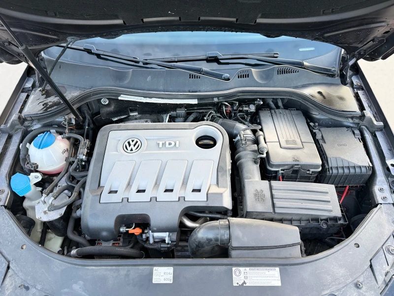 VW Passat 2.0 TDI DSG HighLine Start-Stop Климатроник 220000, снимка 15 - Автомобили и джипове - 52357225