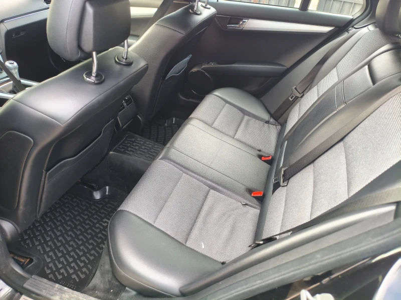 Mercedes-Benz C 180 GPL 156к.с., снимка 11 - Автомобили и джипове - 52447739