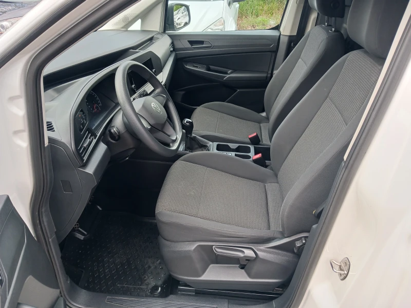 VW Caddy MAXI= 2.0 TDI= , снимка 9 - Автомобили и джипове - 52506509