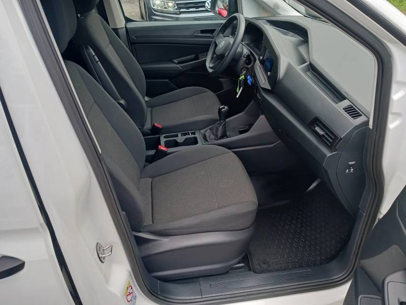 VW Caddy MAXI= 2.0 TDI= , снимка 12 - Автомобили и джипове - 52506509