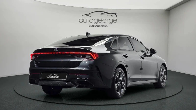 Kia K5 2.0 NOBLESSE, снимка 2 - Автомобили и джипове - 52559515