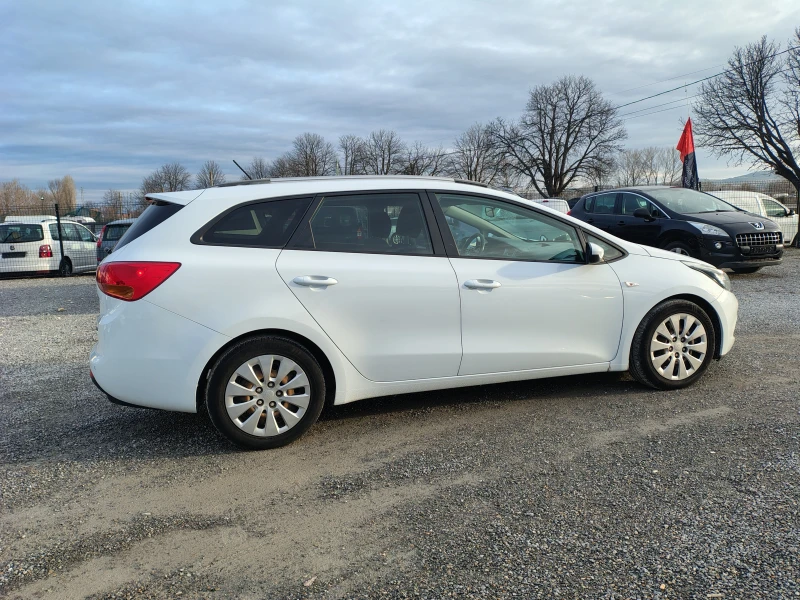 Kia Ceed 1.4 CRDI, снимка 3 - Автомобили и джипове - 53086894
