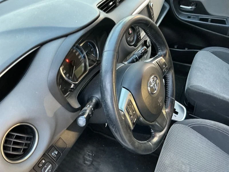 Toyota Yaris 1.5 Hybrid Active Automatic , снимка 7 - Автомобили и джипове - 49415546