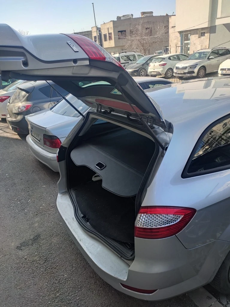 Ford Mondeo 2007г. 1.8, 125 КС, комби, снимка 12 - Автомобили и джипове - 52832328