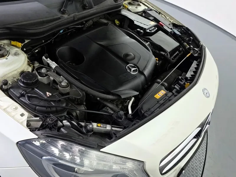 Mercedes-Benz A 200 2.0, снимка 6 - Автомобили и джипове - 54279055