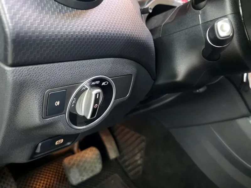 Mercedes-Benz A 200 2.0, снимка 16 - Автомобили и джипове - 54279055