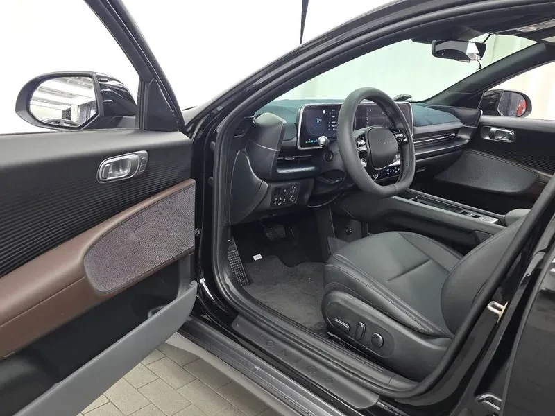 Hyundai Ioniq 6 LONG RANGE EXCLUSIVE, снимка 10 - Автомобили и джипове - 55220039