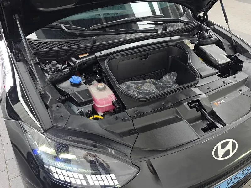 Hyundai Ioniq 6 LONG RANGE EXCLUSIVE, снимка 6 - Автомобили и джипове - 55220039