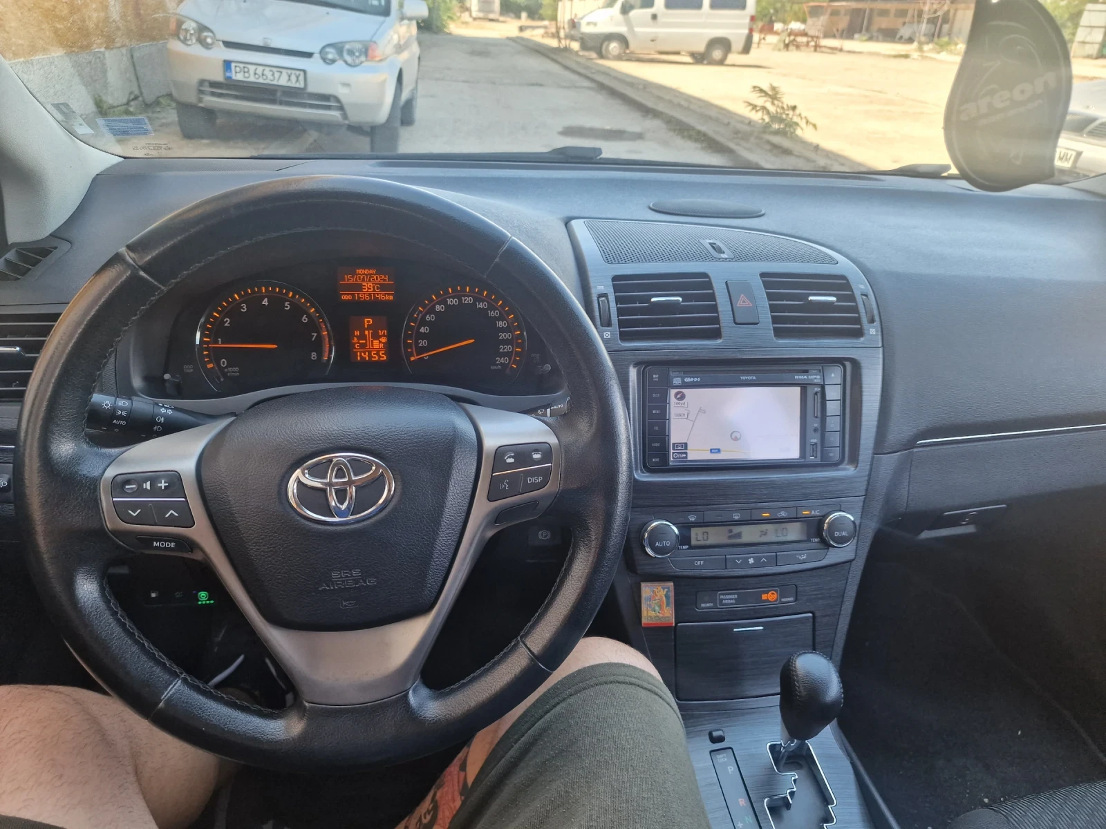 Toyota Avensis 1.8    | Mobile.bg   13