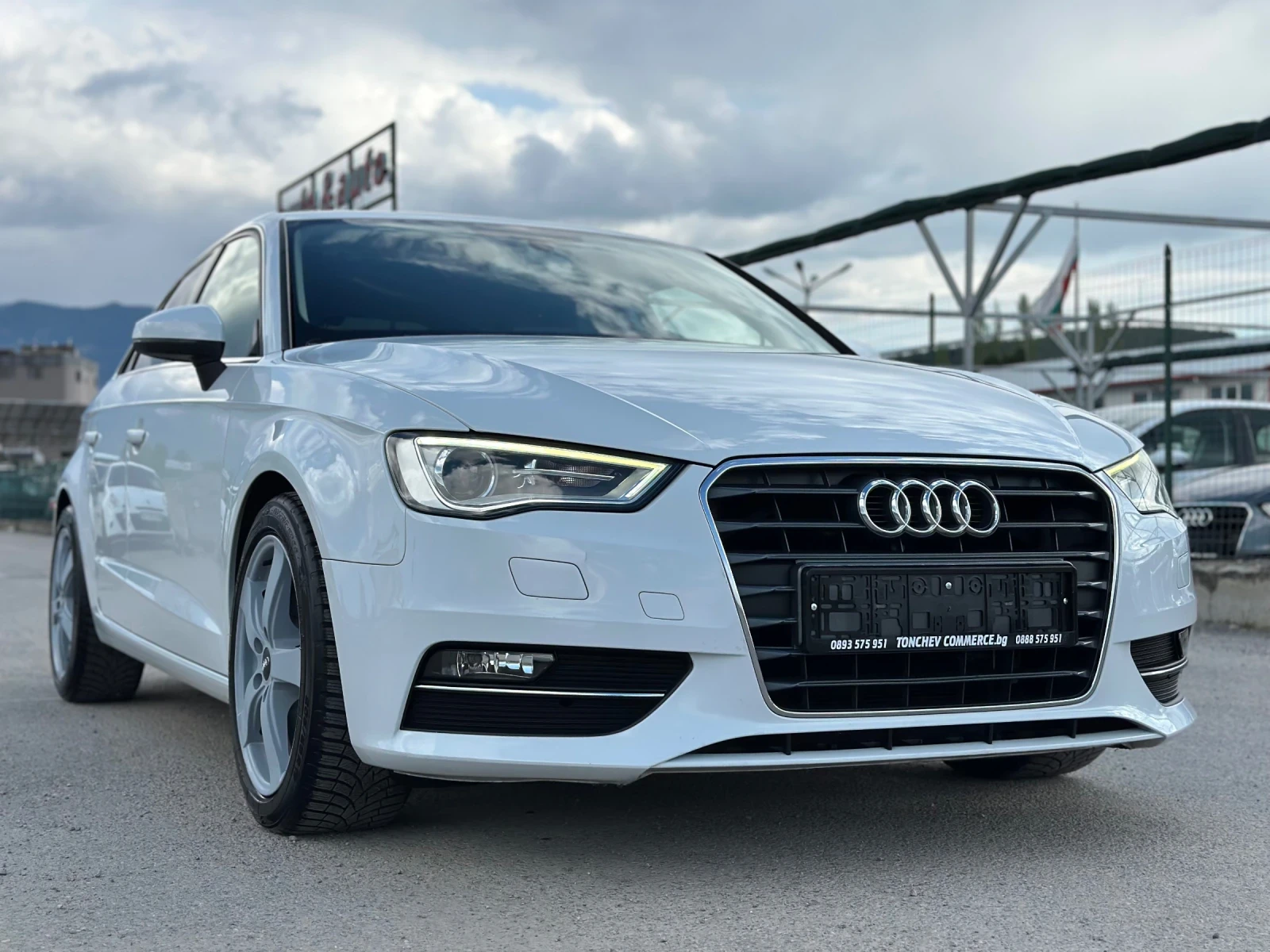 Audi A3 1.6-TDI-LED-XENON-BI XENON-TOP-NEW-NAVI-PARKTRONIK | Mobile.bg   1