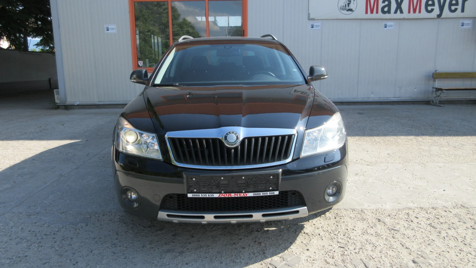 Skoda Octavia SCOUT-2.0-TDI-4x4 - изображение 2