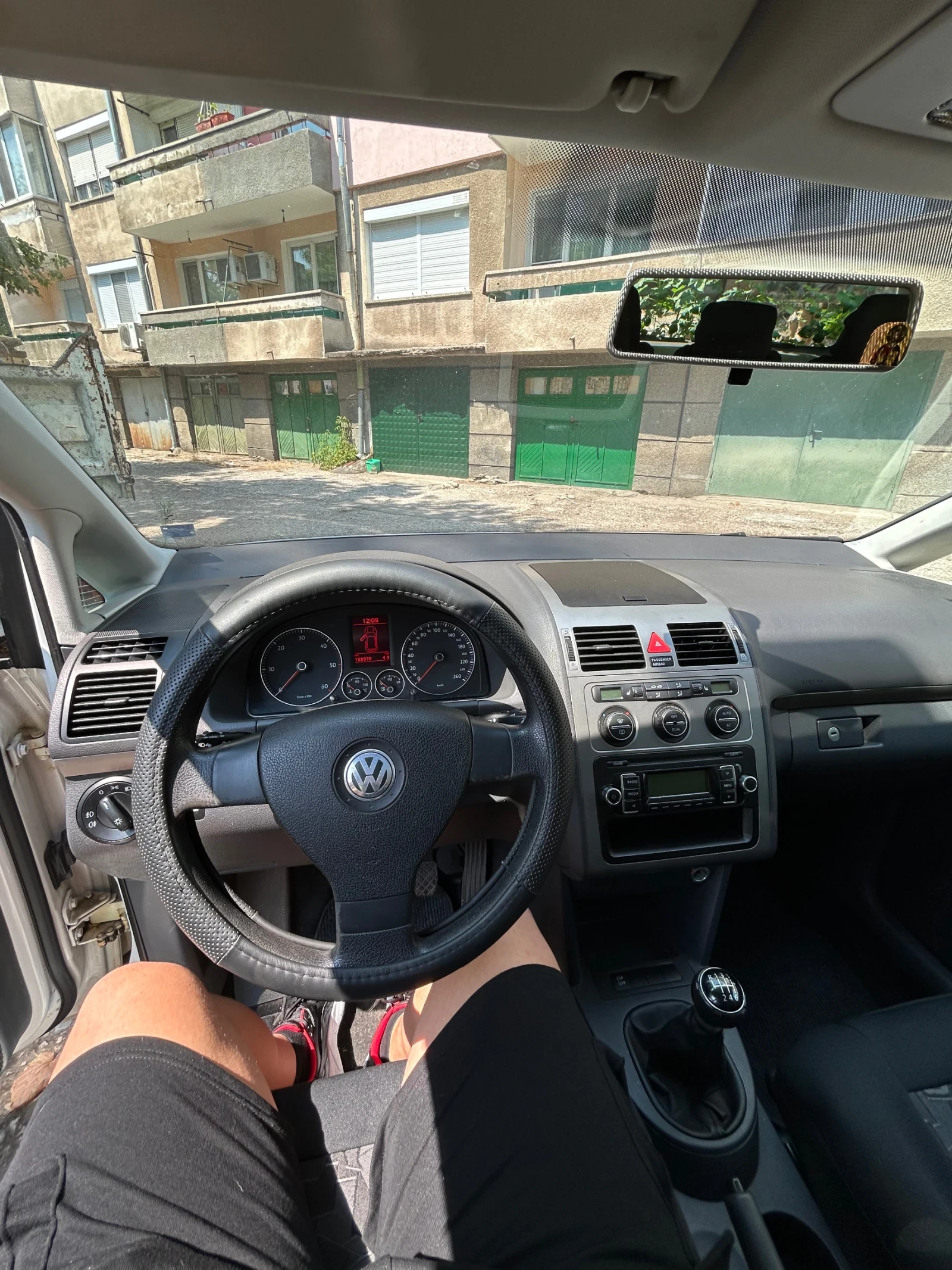 VW Touran  - изображение 10