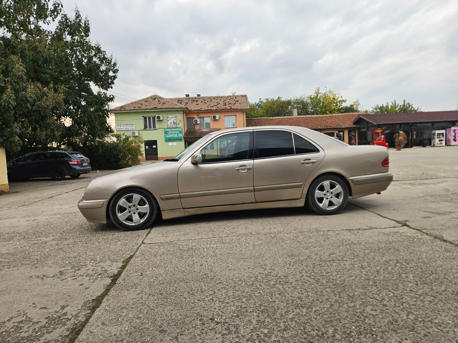 Mercedes-Benz E 320 | Mobile.bg � ����������� 3