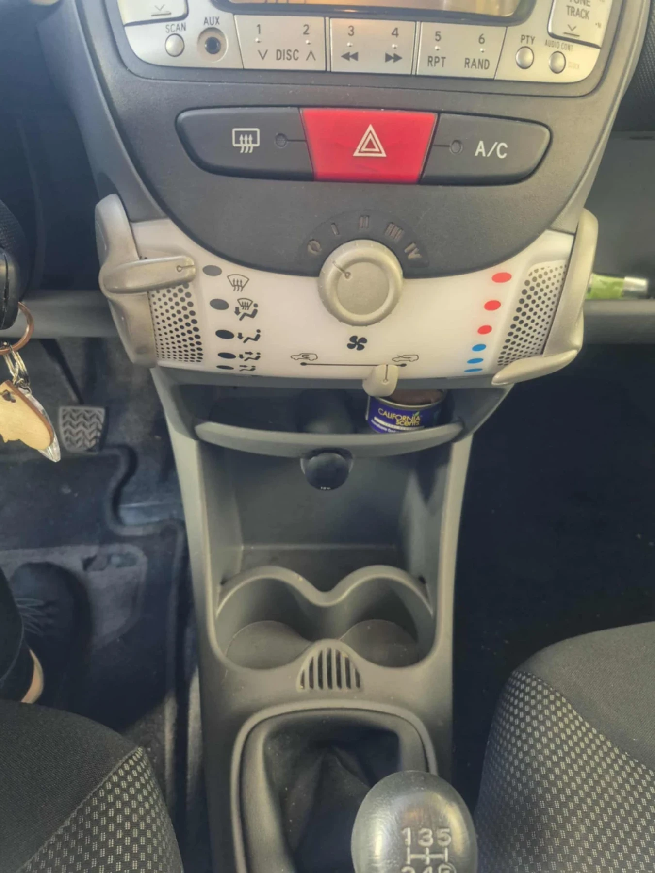 Toyota Aygo  - изображение 5