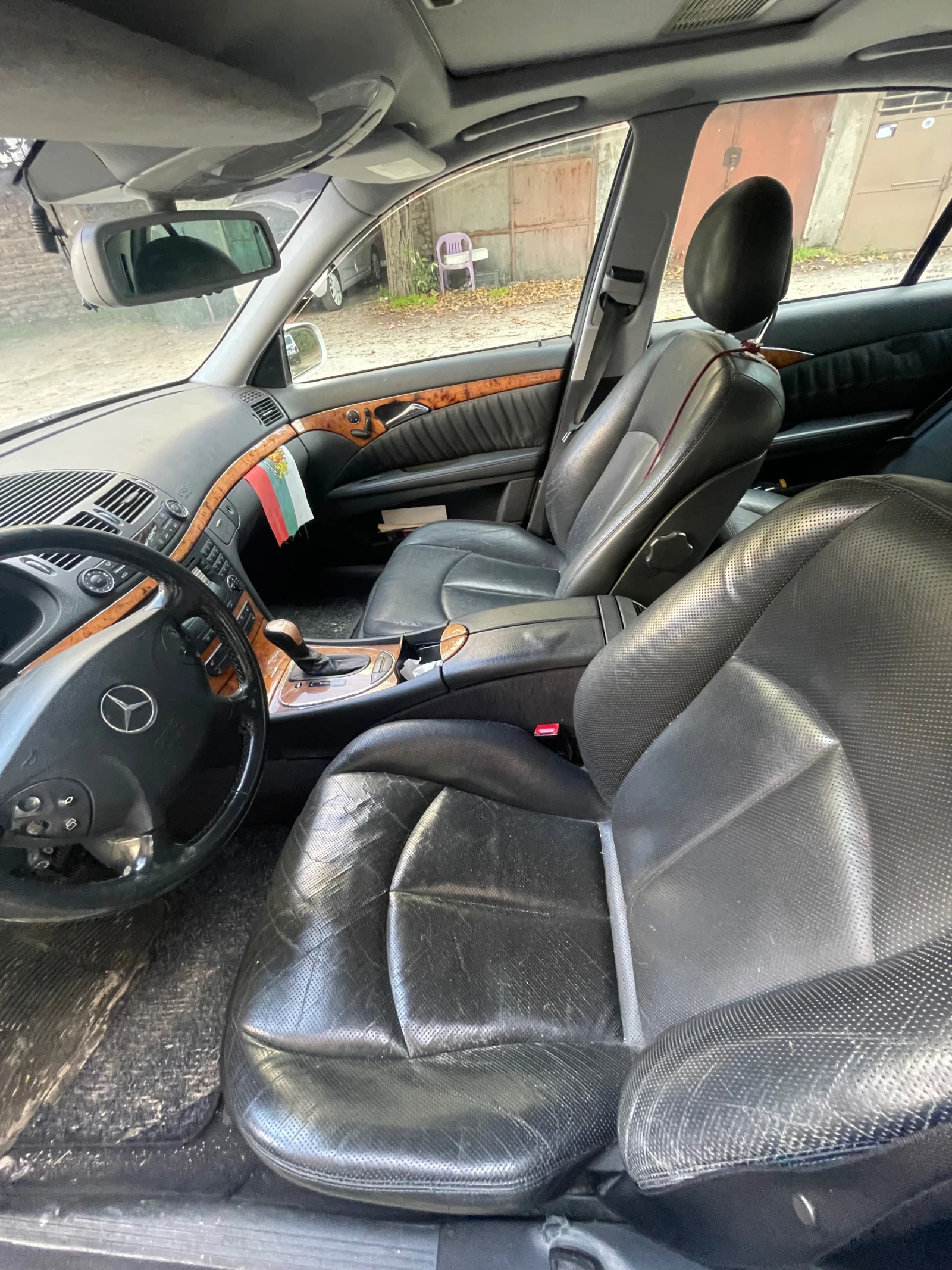 Mercedes-Benz 320  - изображение 3