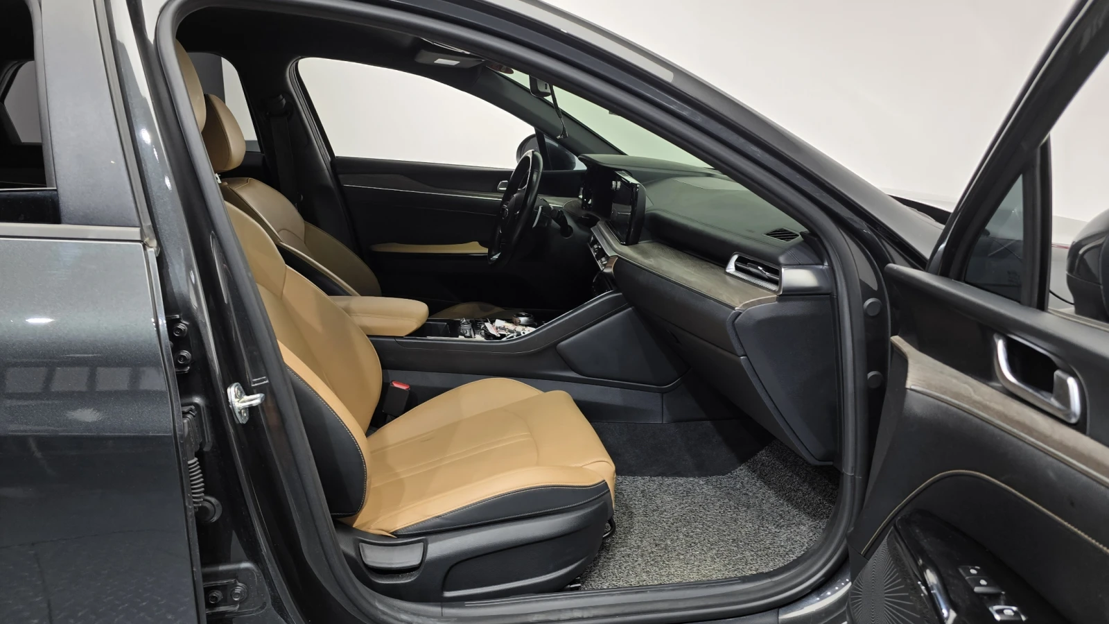 Kia K5 2.0 NOBLESSE autogeorge.com | Mobile.bg � ����������� 11