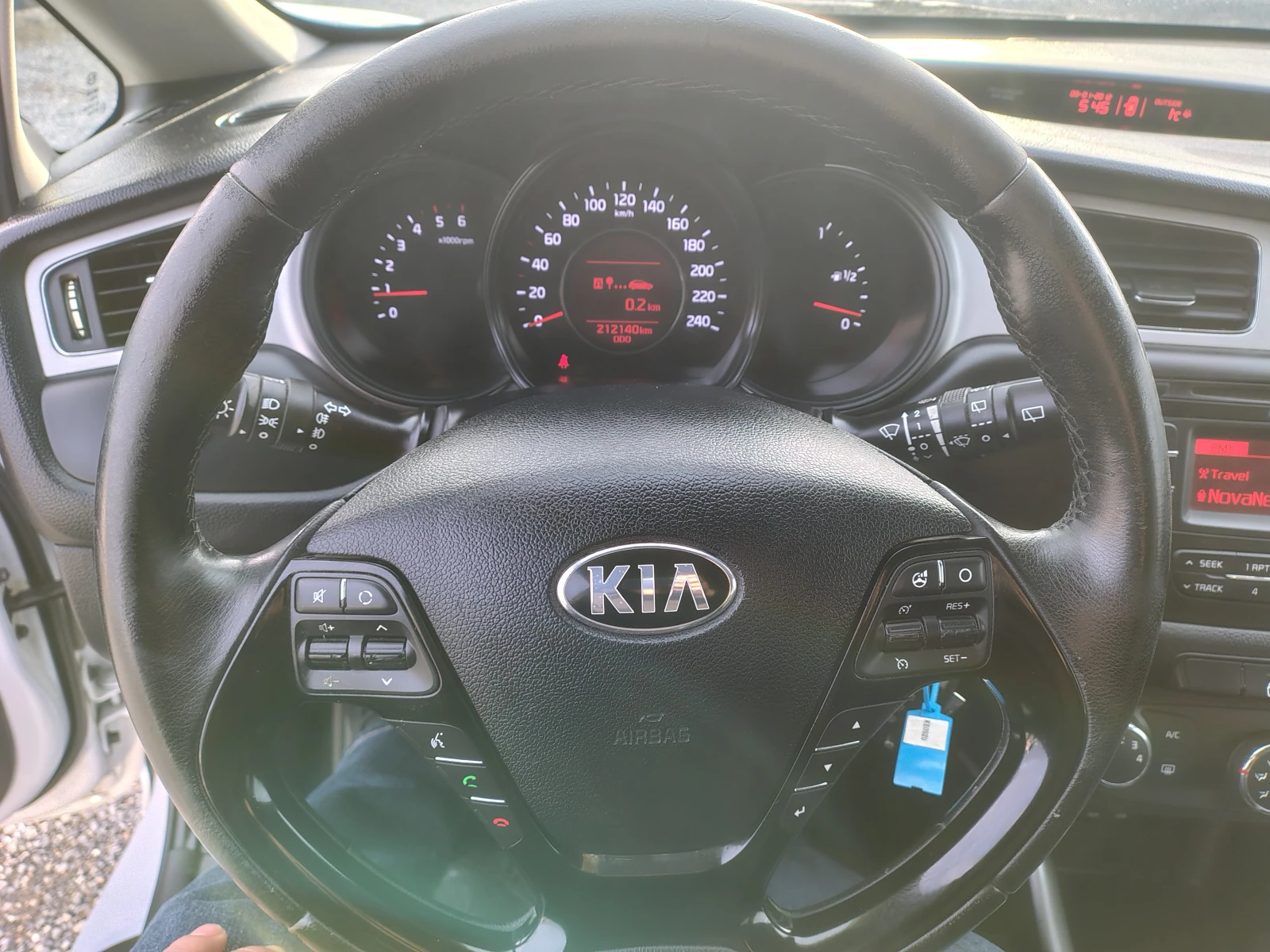 Kia Ceed 1.4 CRDI | Mobile.bg � ����������� 16