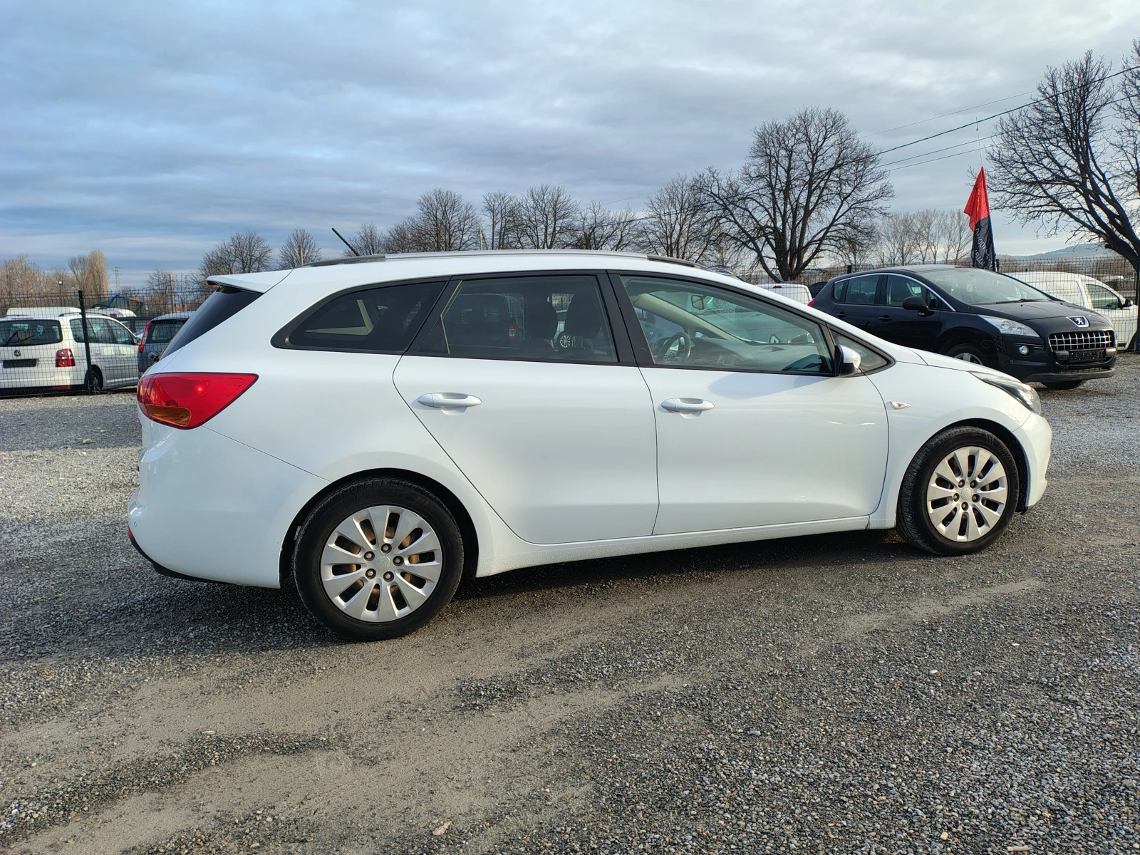 Kia Ceed 1.4 CRDI - изображение 3