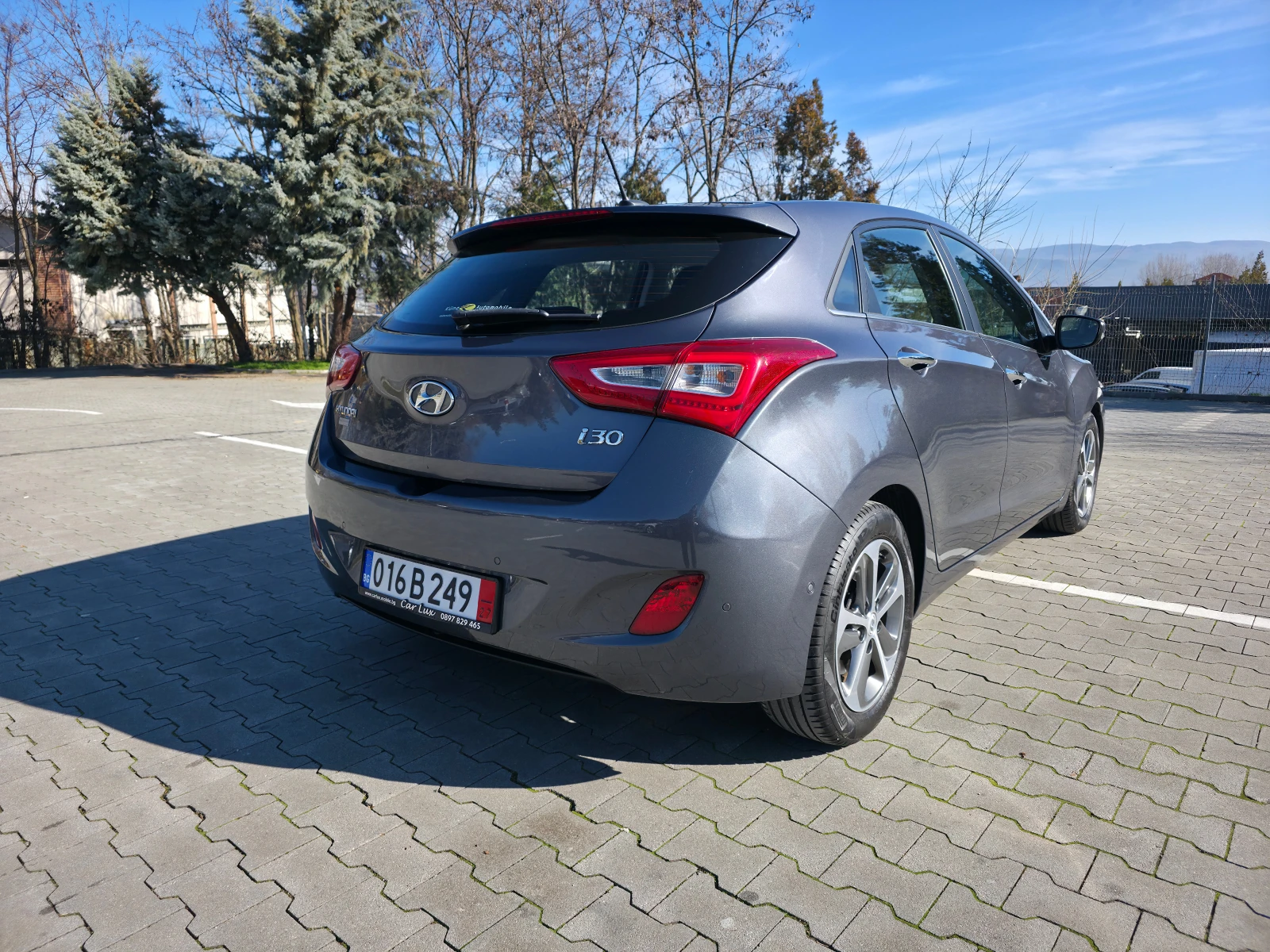 Hyundai I30 1.6CRDI automatik Euro6b - изображение 4