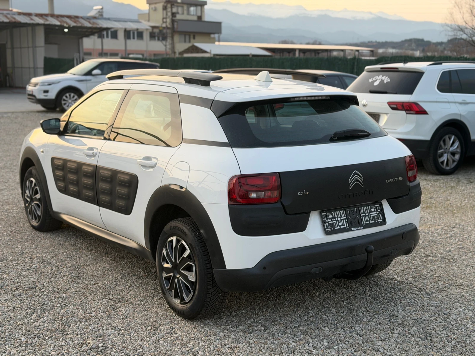 Citroen C4 Cactus 1.6HDI/100hp/PANORAMA/NAVI/EVRO6/ - изображение 4