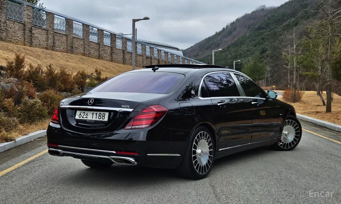 Mercedes-Benz S 680, снимка 5 - Автомобили и джипове - 53755408