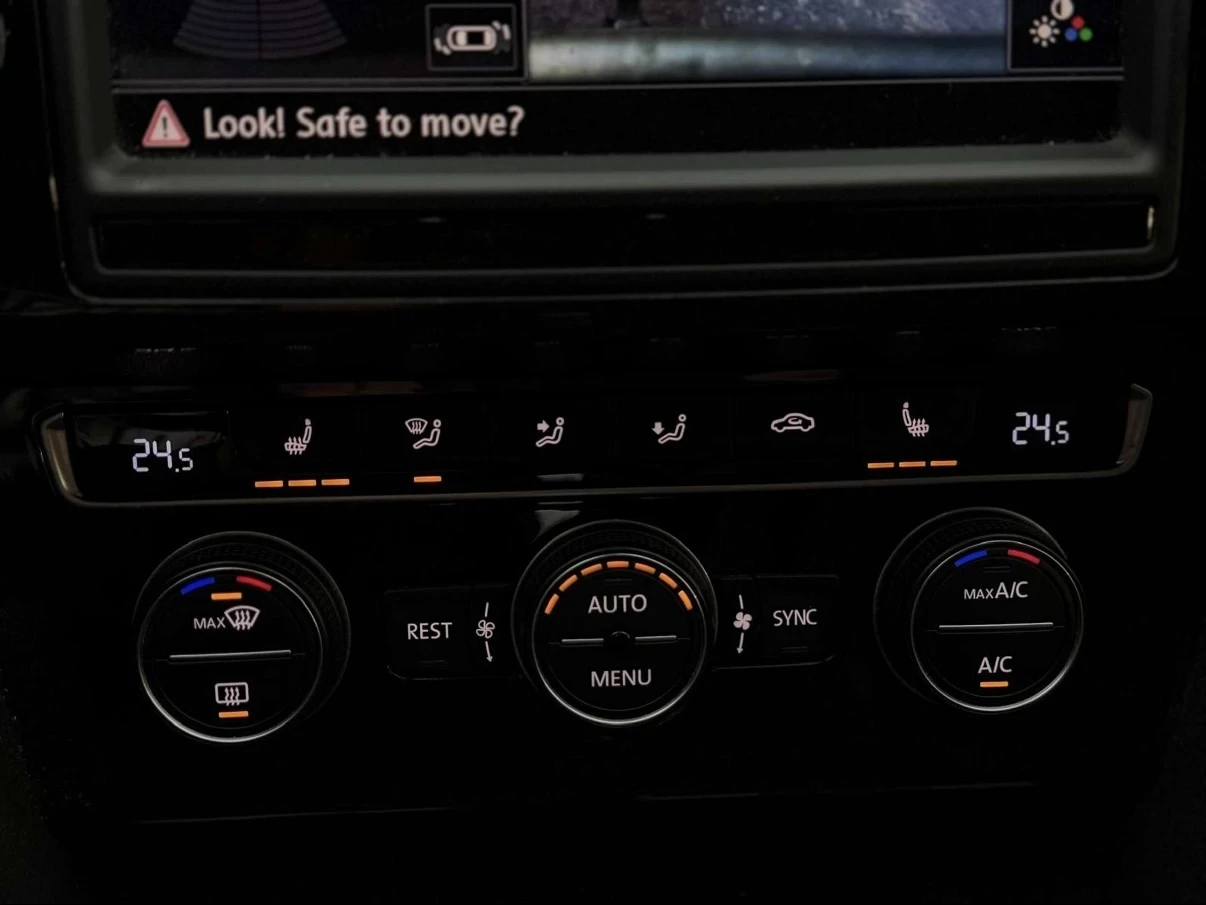 VW Passat 2.0 TDI 240 К.С. HIGHLINE 4MOTION АВТОМАТ, снимка 9 - Автомобили и джипове - 53878145