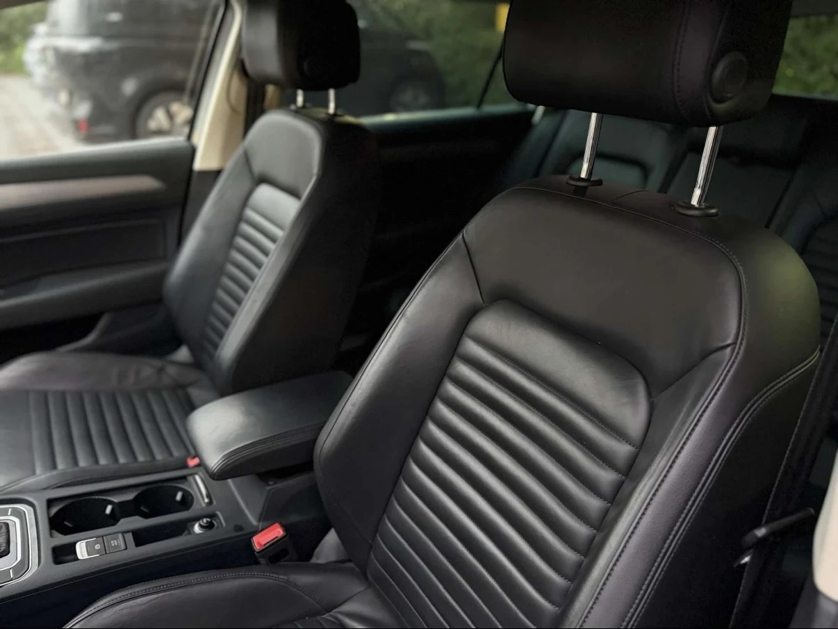 VW Passat 2.0 TDI 240 К.С. HIGHLINE 4MOTION АВТОМАТ, снимка 11 - Автомобили и джипове - 53878145